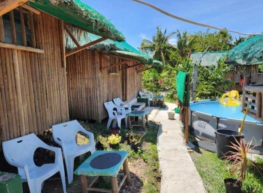 Nirvana Bamboo Houses & Dive Resort Моалбоал Номер фото